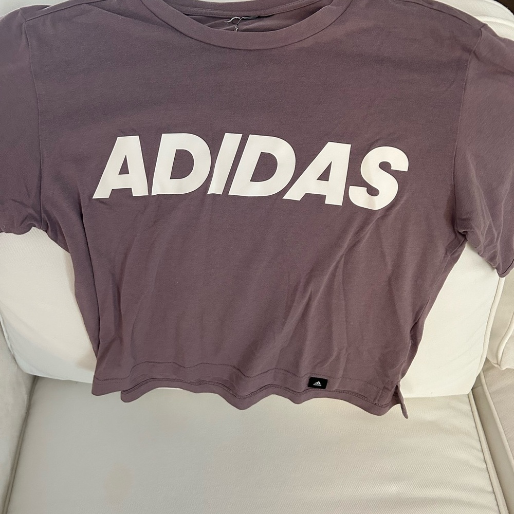 Adidas cropped shirt - Picture 2 of 3